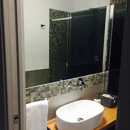 Oda ve Kahvaltı Bitre - Napoli